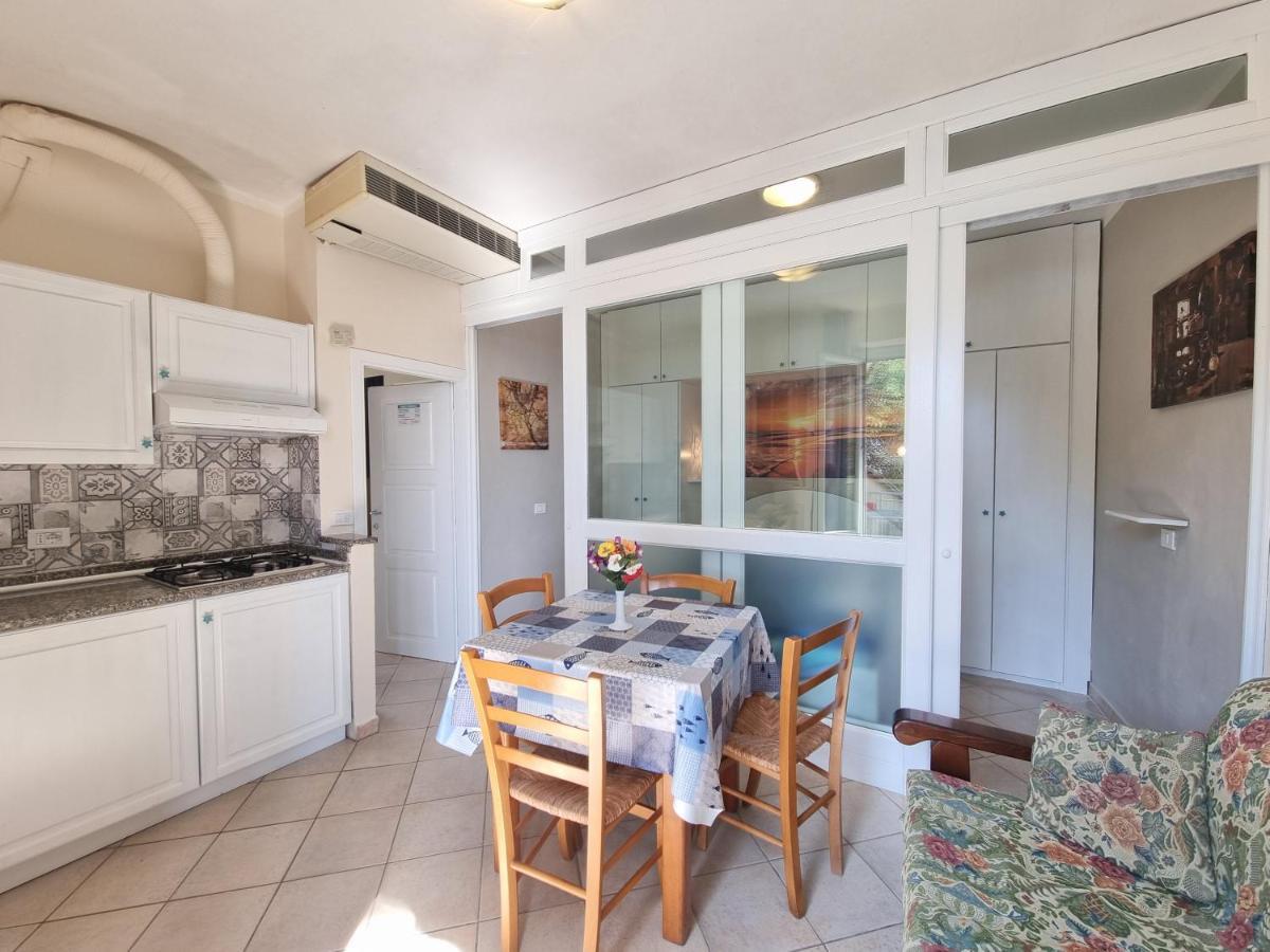 Vacanzamaredue 2 Residence Marina di Campo Luaran gambar