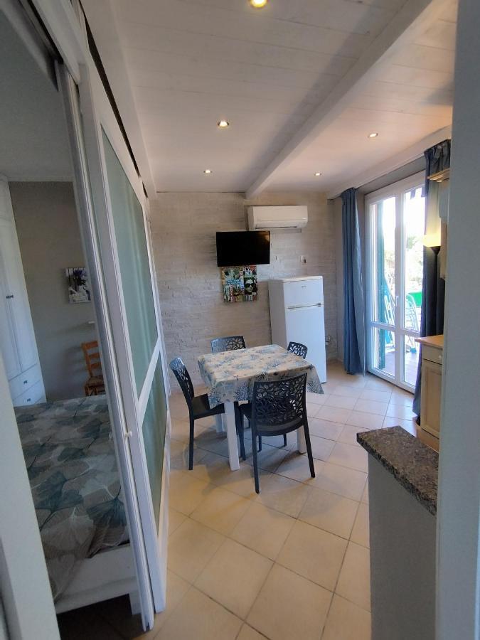 Vacanzamaredue 2 Residence Marina di Campo Luaran gambar