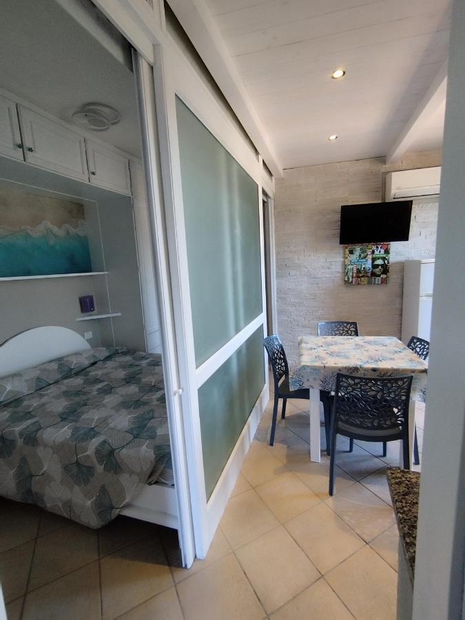Vacanzamaredue 2 Residence Marina di Campo Luaran gambar