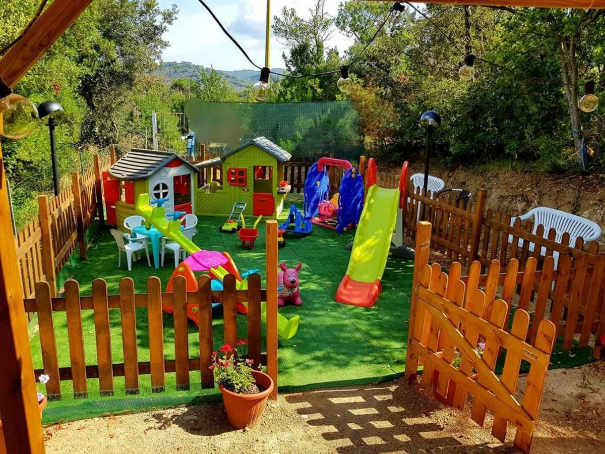 Vacanzamaredue 2 Residence Marina di Campo Luaran gambar
