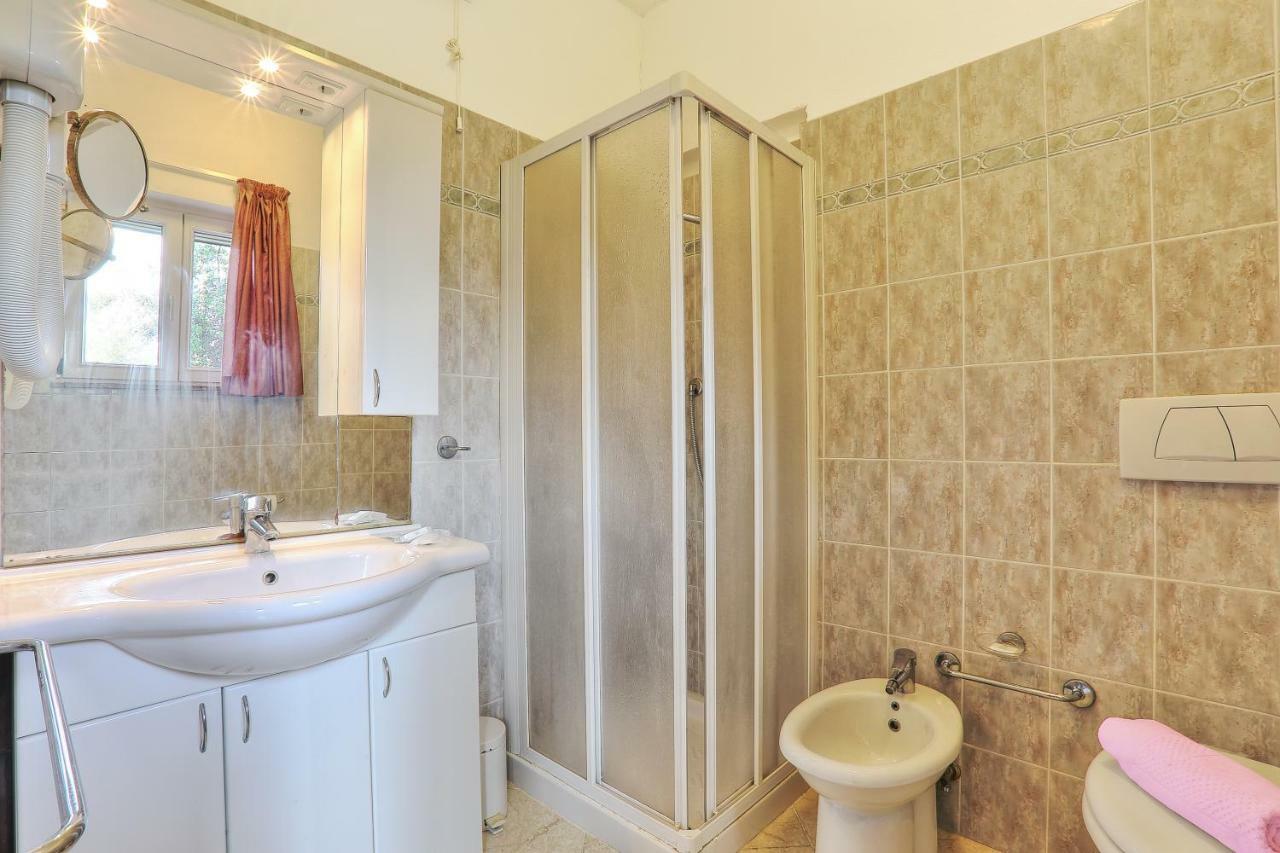 Vacanzamaredue 2 Residence Marina di Campo Luaran gambar